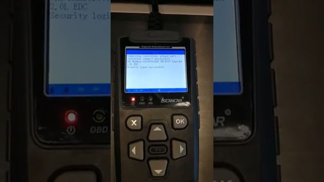How to use Xhorse Iscancar VAG MM 007 do EDC17 ecu flashing ODX and clearing DTCs? смотреть онлайн