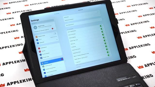 Bluetooth case with removable keyboard and stand for iPad Pro 12,9" (2017) - black смотреть онлайн