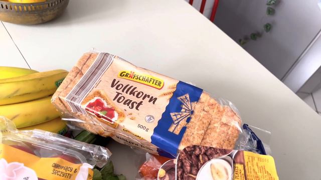 Влог из Гамбурга🇩🇪 Делаем закупку. Цены на продукты😱 смотреть онлайн