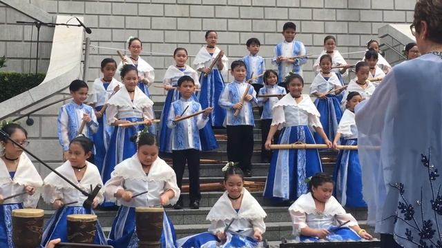 The Learning Tree Children's Ensemble - Philippine Indigenous Musical Instruments смотреть онлайн