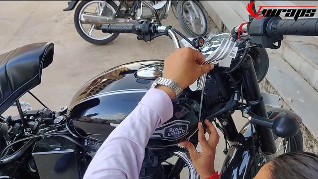 Royal Enfield Bullet X 350 Tank Strips Installation | Bullet X Modification | Vwraps Sikar | смотреть онлайн