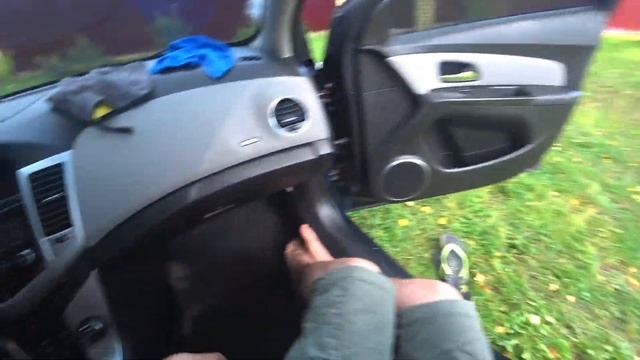 Не изданное 2021.Химчистка салона на коленке, своими руками. Chevrolet Cruze. Шевроле Круз. смотреть онлайн