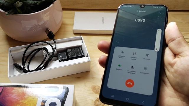 Продаю Samsung A50, 6Gb/128gb