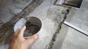 заливка стяжки пола под уклон