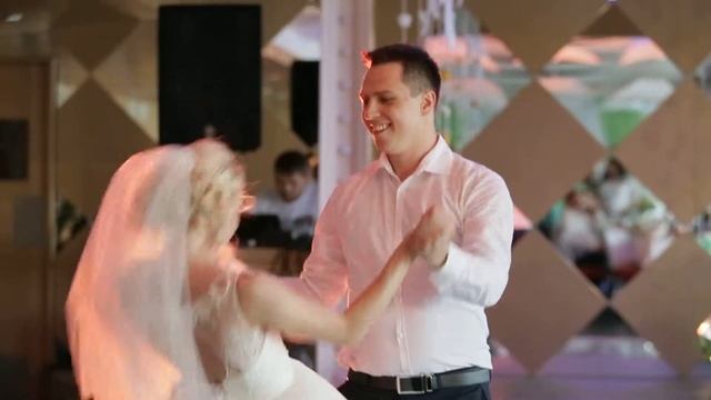 Свадебный танец) 16.08.2014 =) смотреть онлайн
