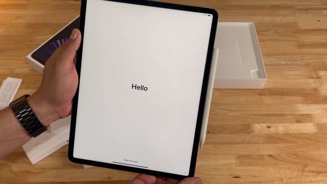 iPad Pro 2021 M1 Unboxing along with Pencil 2nd gen and Magic keyboard #ipadpro #apple #asmr смотреть онлайн