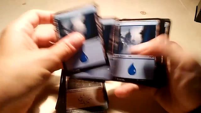 DOVIN Planeswalker Deck Lealtad de Ravnica Unboxing español смотреть онлайн