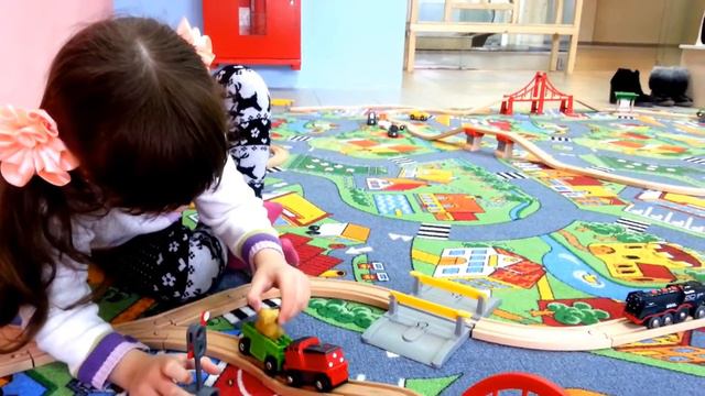 ★Детский развлекательный центр. Играем в семафор Часть 1 смотреть онлайн