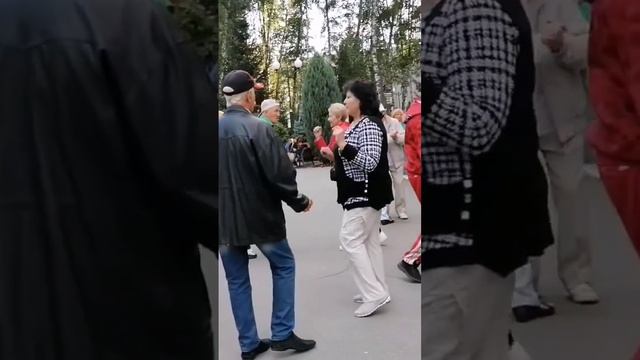 Kharkiv Харьков Танцы Парк Горького 2021 смотреть онлайн