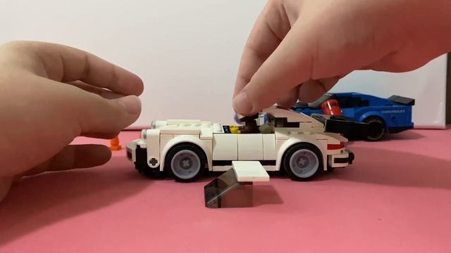 LEGO speed champions Camaro vs Porsche 911 смотреть онлайн