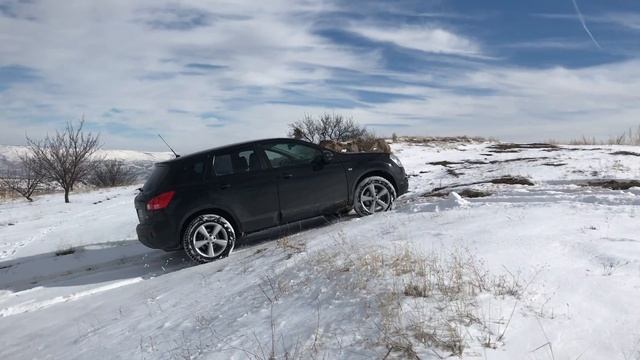 Nissan Qashqai 2.0 dCi 4x4 Offroad Test смотреть онлайн