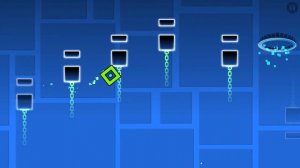 КАК ВЫГЛЯДЕЛА GEOMETRY DASH 8 ЛЕТ НАЗАД?