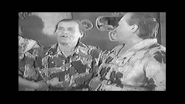У нас в огороде. смотреть онлайн