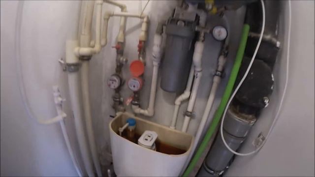 #835 Россия Санкт Петербург Стакан в унитазе Корм для кошек До свидания Нина с Леней