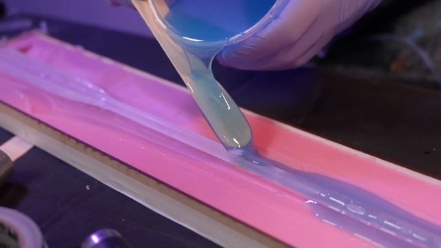 I Forged an INSANE GLOWING SWORD with Resin and Steel!! смотреть онлайн