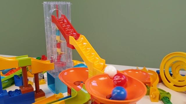 Бесконечный бег шариков марблс Endless running of marbles balls Satisfying building blocks смотреть онлайн