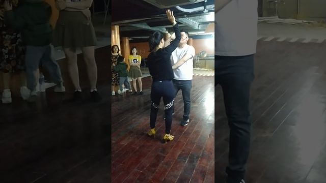 bachata nâng cao bước 16_17 смотреть онлайн