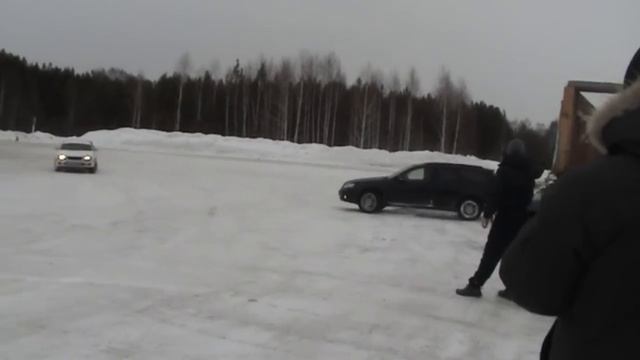 Subaru Outback, Forester, Toyota Premio, Rav-4 Drifting On Snow
