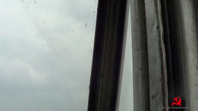 Пять тракторов на культивации паров: четыре Т-150К и один МТЗ-1221. смотреть онлайн