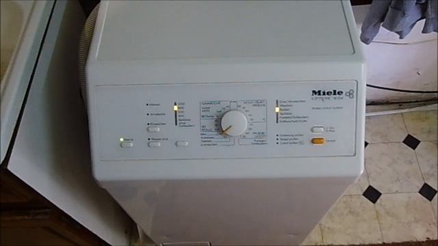 Miele Softtronic W 204 WaterControl System - Waschmaschine. смотреть онлайн