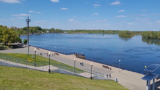 Набережная горда Речица, на ускоренной 8 мая 2023 года. смотреть онлайн