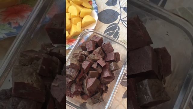 Жаркое из говяжьих легких ( субпродукты) в мультиварке смотреть онлайн