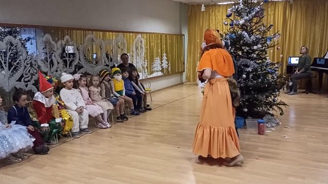 Новогодний утренник. Старшая группа интегрированного обучения и воспитания №5 смотреть онлайн