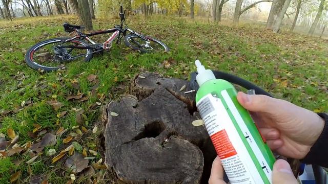 Как залить антипрокольную жидкость Slime | Велошкола смотреть онлайн