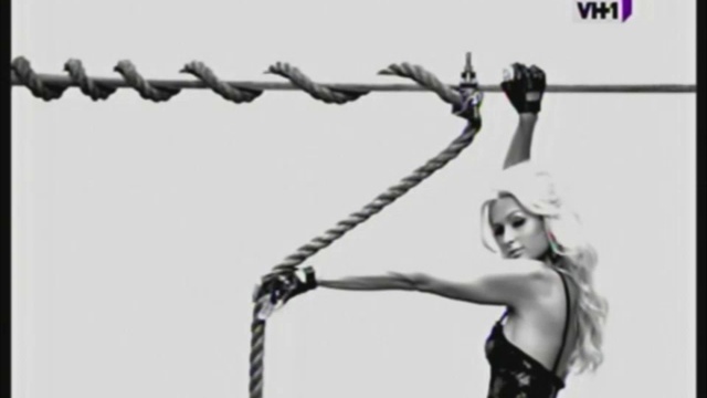 Paris Hilton - Stars Are Blind (Black & White) (720p) смотреть онлайн