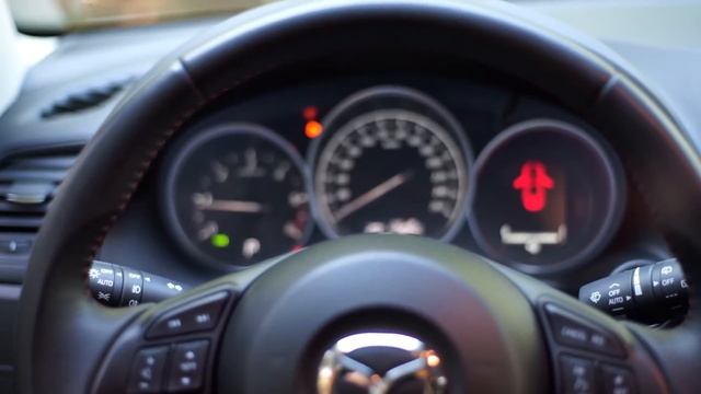 Mazda CX-5 2,2 Optimum AWD 150HK AUT '14 смотреть онлайн