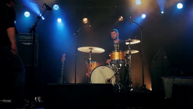 ВИДЕОУРОК 7. Sennheiser e 914 - студийный и концертный конденсаторный микрофон. Оверхэд. смотреть онлайн