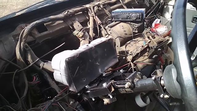 Замена рулевого редуктора на Ford Transit серия 3 смотреть онлайн