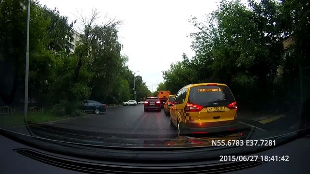 Дзержинский - Тверской / Dzerzhinskiy Town - Tverskoy 27/06/2015 (timelapse 4x) смотреть онлайн