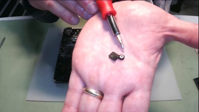 GPD Win Max 2 Battery Swap смотреть онлайн