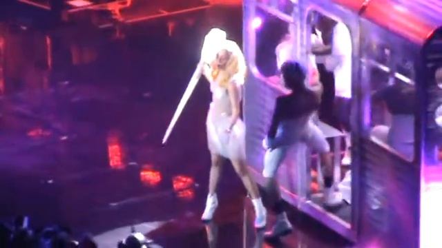 Lady Gaga Love Game Live In New Zealand смотреть онлайн