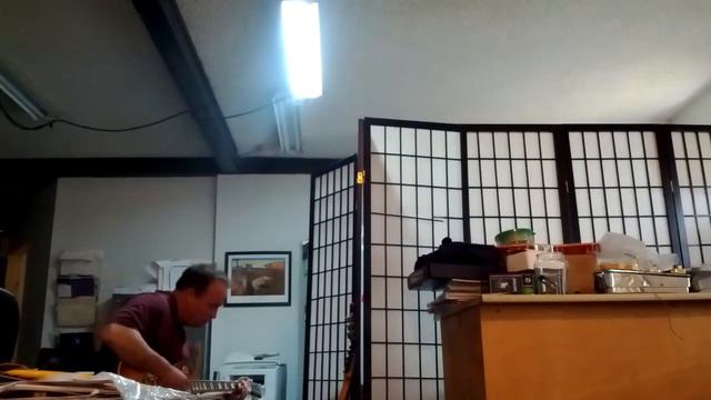 Ibanez Tube King Demo. Clipping is from my shitty camera смотреть онлайн