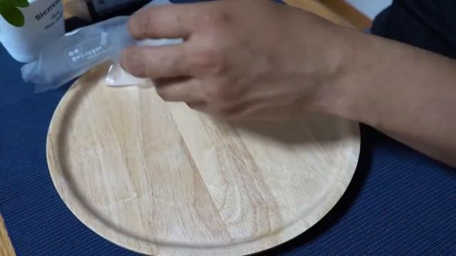 raice boll(onigiri)japan food.10countries translation. смотреть онлайн