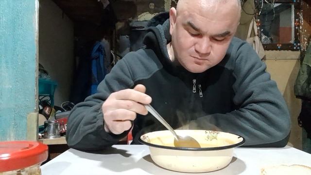 мукбанш.вечерний дожор.гороховый суп с копчёными свиными рёбрышками