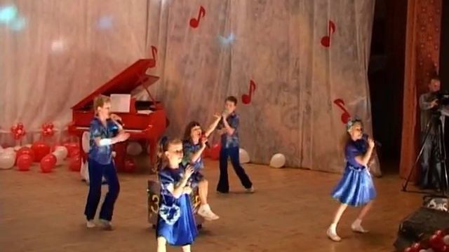 "3+2" - Хлопайте в ладоши (2010 г.) смотреть онлайн