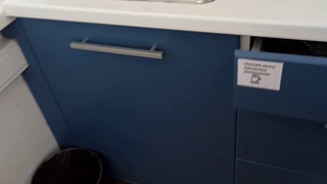 Приехал к мамке с папкой в гости прямо на фуре. Родительский дом и контрабандные тропы к нему. ? смотреть онлайн