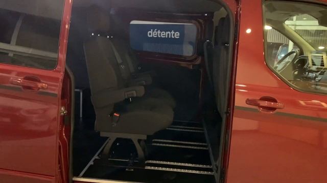 FORD TRANSIT CUSTOM SPORT | L2 2.0 ECOBLUE 185 CH BVA Cabine approfondie 6 places | Groupe Zélus смотреть онлайн
