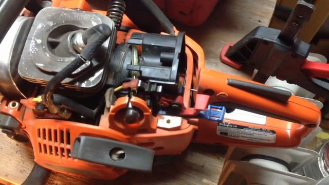 Husqvarna 240 Chainsaw Common Fix смотреть онлайн