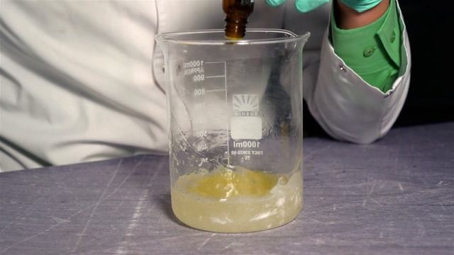 Набор экспериментов «Трюки науки — Молекулярная икра» смотреть онлайн