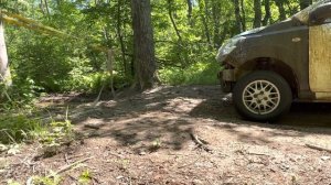 Off-Road в белых кросах. Key-car на лютом бездорожье.