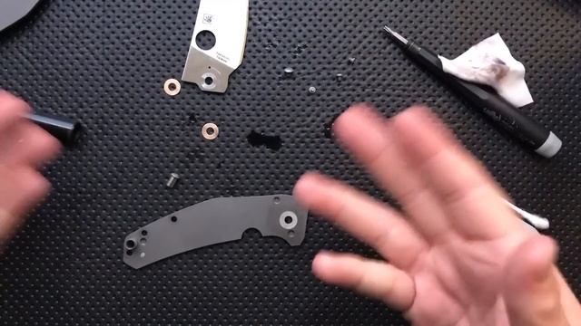 How to disassemble and maintain the Spyderco Spydiechef Pocketknife смотреть онлайн