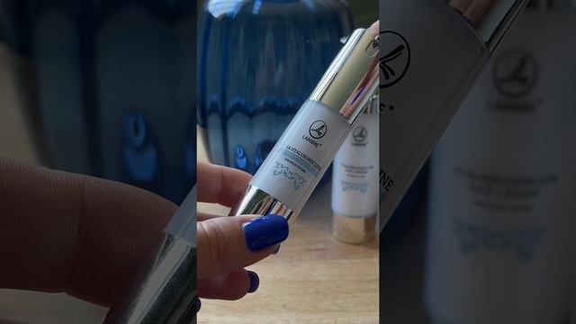 ULTRA HYALURONIC EXCLUSIVE FACE SERUM Сыворотка для разглаживания морщин смотреть онлайн