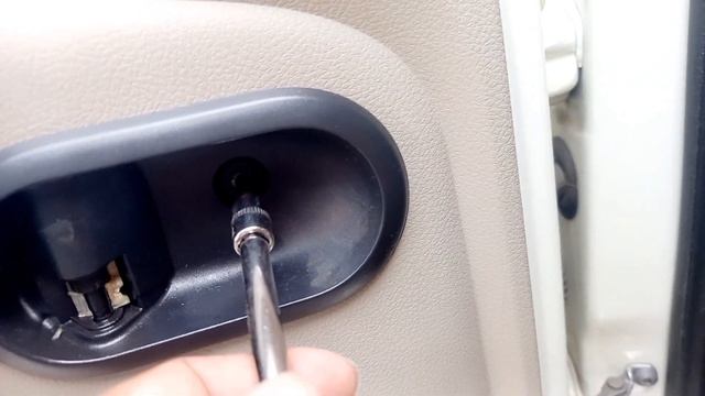 Nissan Terrano door handle repair/nissan terrano door lock/nissan terrano door lock problem смотреть онлайн