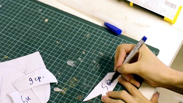 EVA Foam Dual Blades Tutorial - DIY Monster Hunter White Fatalis weapon [ENG SUB] смотреть онлайн