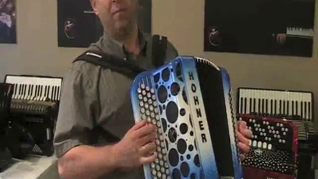 Hohner Fun Nova 80 Bass Chromatic Accordion - New 2011 смотреть онлайн