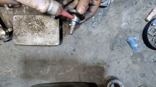 How to replace gear side bearing of Dewalt Dw801 Type Angle Grinder's : Step by Step смотреть онлайн